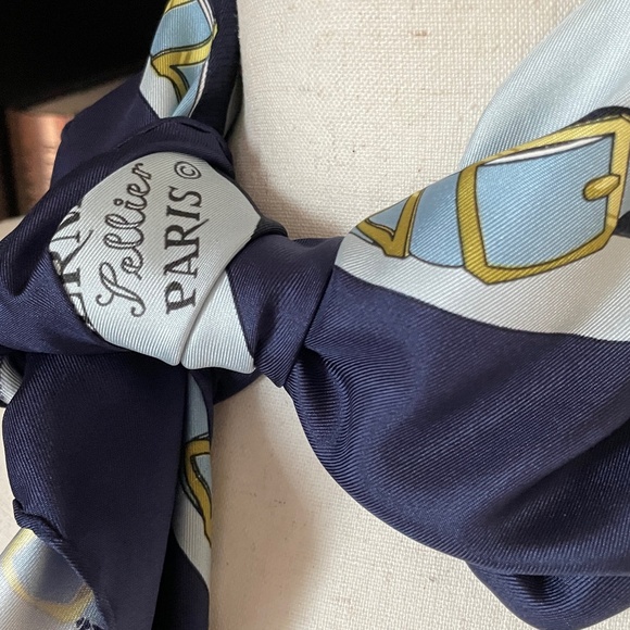 vintage scarf - Picture 5 of 7